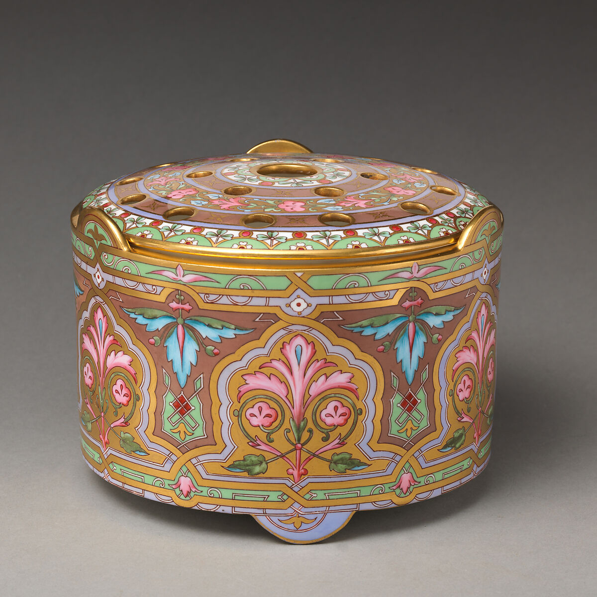 Potpourri, Minton(s) (British, Stoke-on-Trent, 1793–present), Bone china, British, Stoke-on-Trent, Staffordshire 