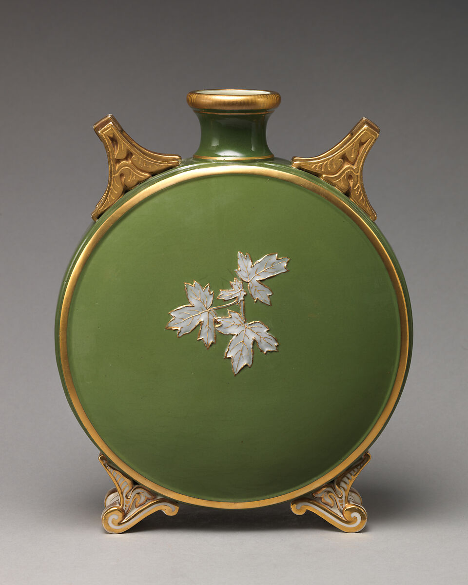 Moon flask with white grape leaf motifs, Grainger (British, active late 18th century), Porcelain, British, Worcester