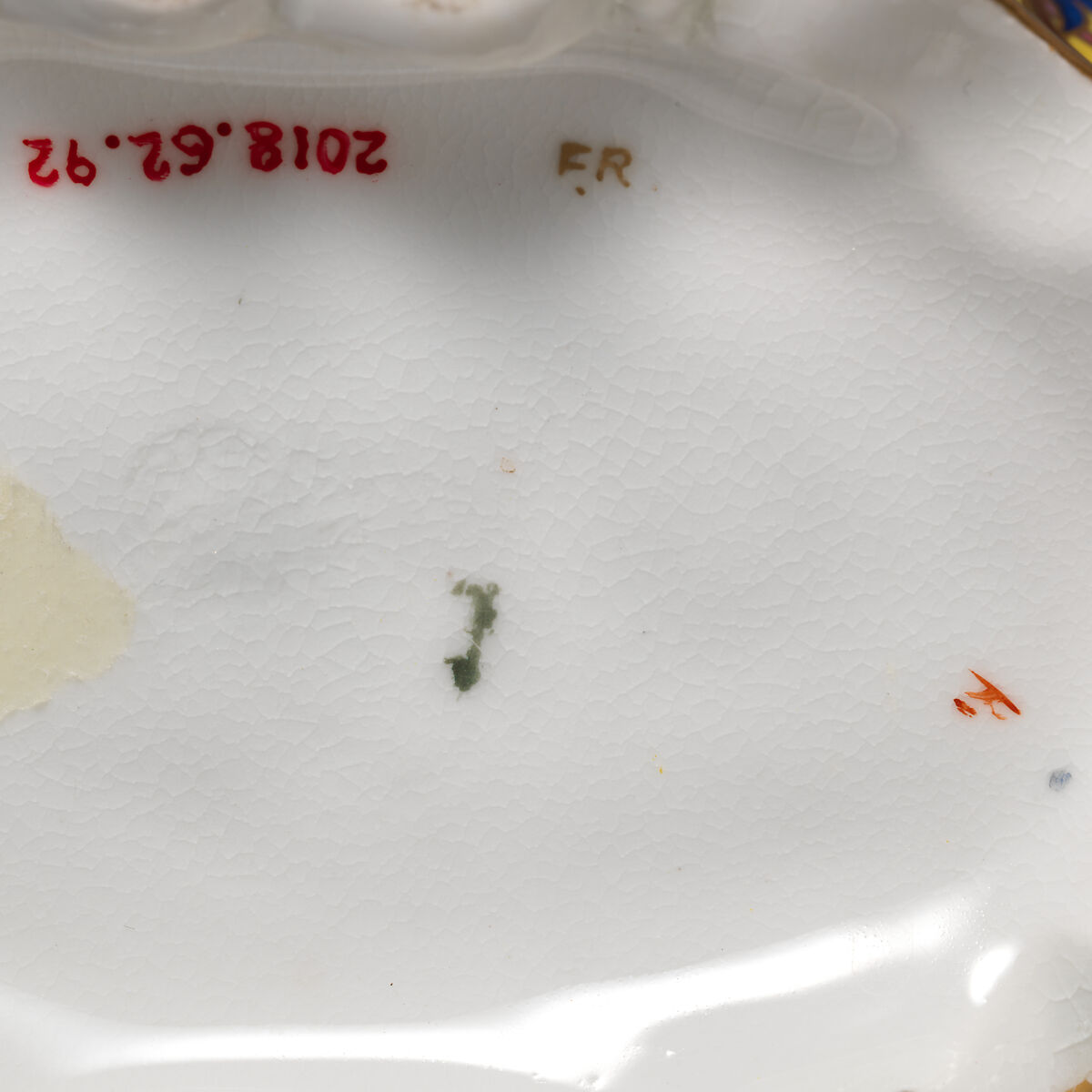 Yellow moon flask with "cloisonné" decoration, Worcester factory (British, 1751–2008), Bone china with enamel decoration and gilding, British, Worcester