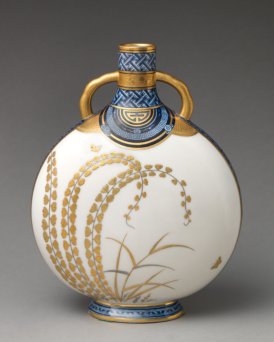 Moon flask, Minton(s) (British, Stoke-on-Trent, 1793–present), Bone china with enamel decoration and gilding, British, Stoke-on-Trent, Staffordshire