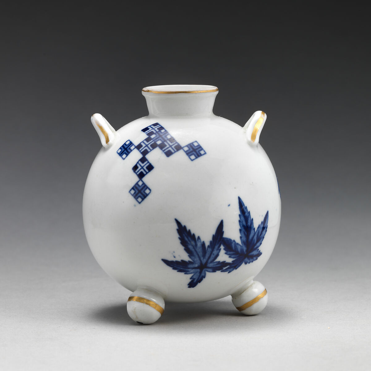Miniature orb vase in blue and white, Worcester factory (British, 1751–2008), Earthenware, British, Worcester 