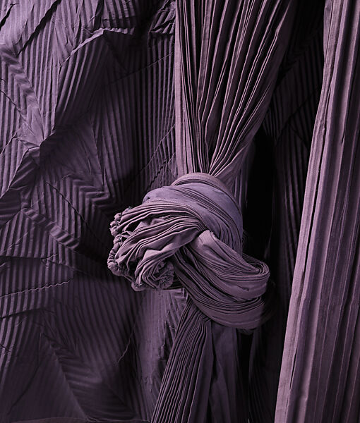 Coat, Romeo Gigli (Italian, born 1949), polyester, Italian