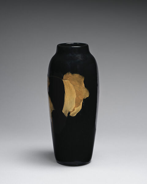 Vase, Rookwood Pottery Company (American, Cincinnati, Ohio 1880–1967), Earthenware, American