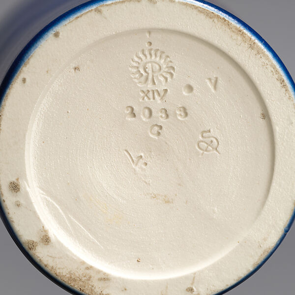 Vase, Rookwood Pottery Company (American, Cincinnati, Ohio 1880–1967), Earthenware, American