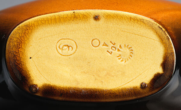 Vase, Rookwood Pottery Company (American, Cincinnati, Ohio 1880–1967), Earthenware, American