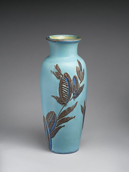 Vase, Rookwood Pottery Company (American, Cincinnati, Ohio 1880–1967), Earthenware, American