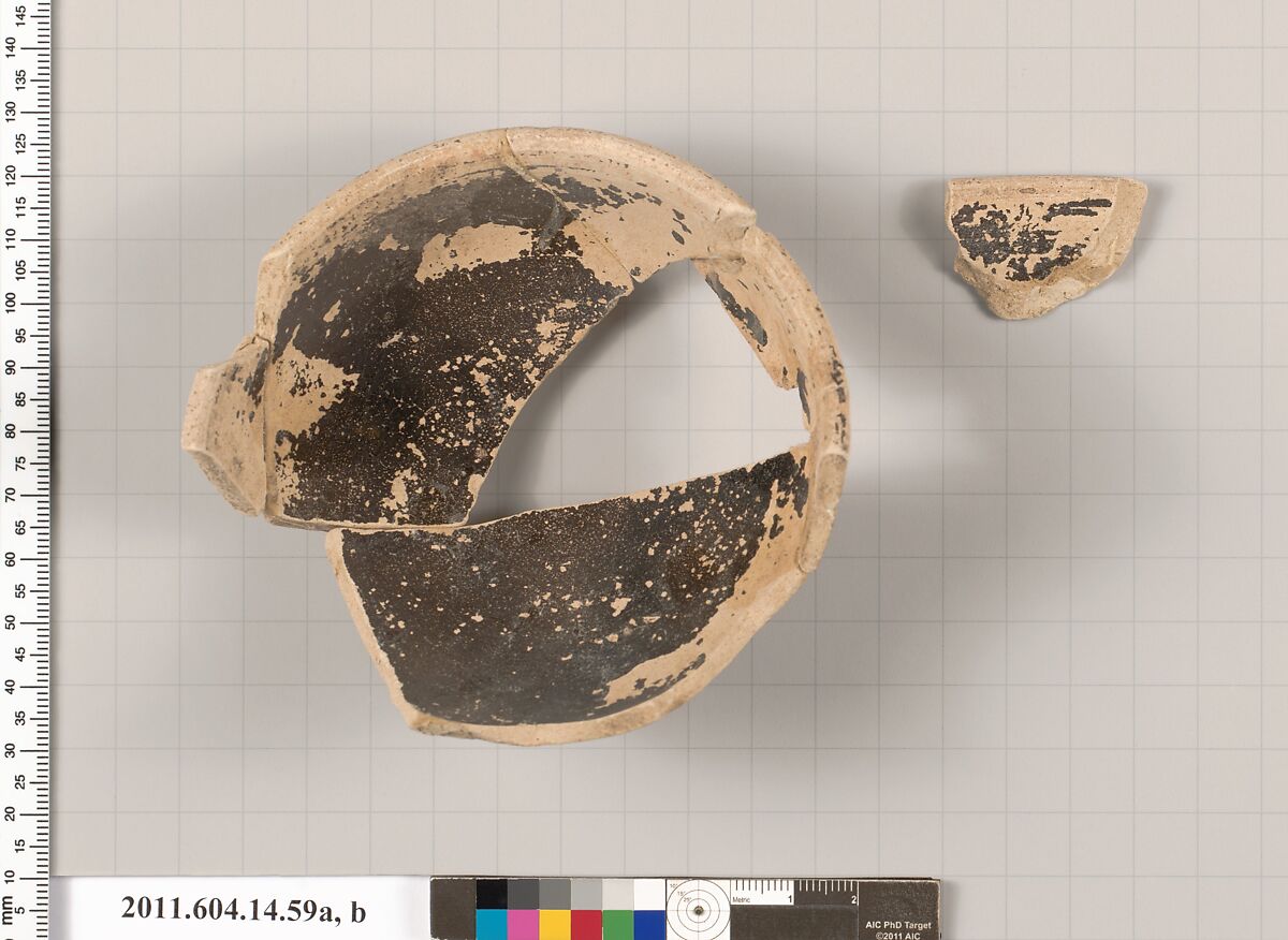 Terracotta fragments of a bowl, Terracotta, Unknown fabric 