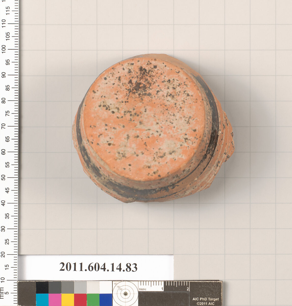 Terracotta fragment of an undetermined shape, Terracotta