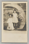 [Paper Moon Studio Portrait], Unknown (American), Gelatin silver print