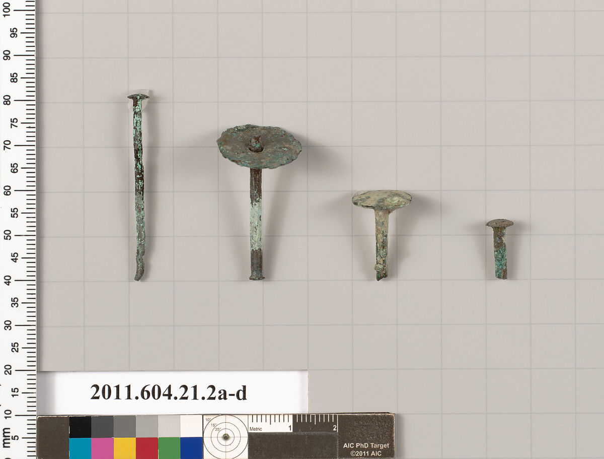 Bronze nails, Bronze