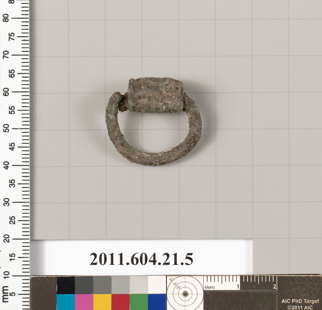 Bronze ring or pendant, Bronze