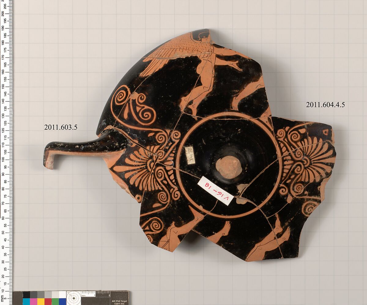 Terracotta fragment of a kylix (drinking cup), Related to the Painter of London E 777 [DvB], Terracotta, Greek, Attic