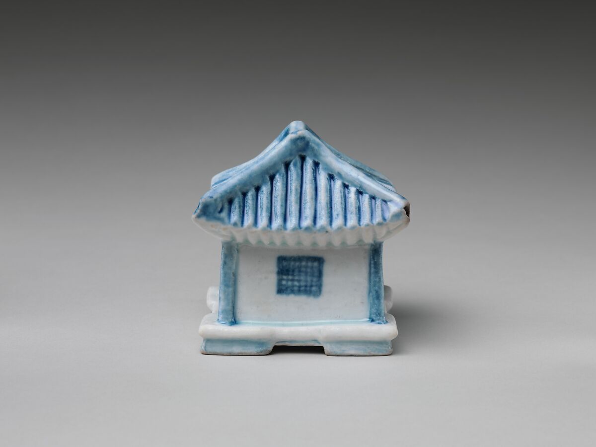 Water dropper in the shape of a house, Porcelain with underglaze blue, Korea