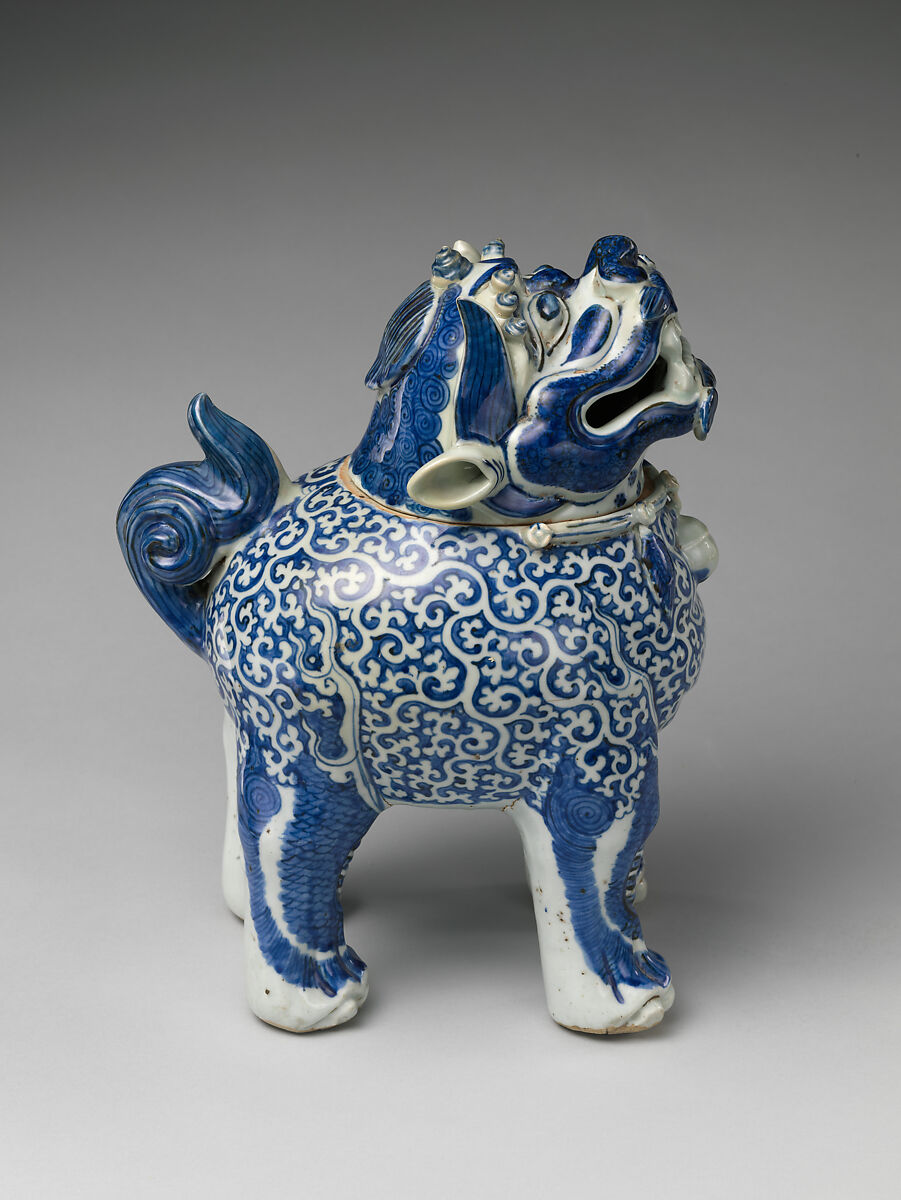 Censer in the form of a mythical beast, Porcelain painted in underglaze blue (Jingdezhen ware), China