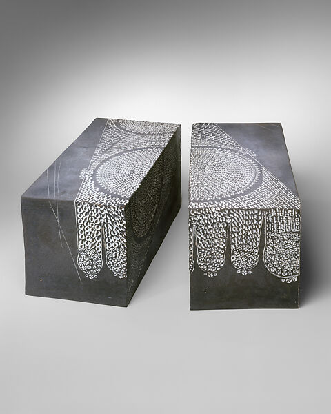 Footprint of the Buddha (Bussokuseki), Kondō Yutaka 近藤豊 (Japanese, 1932–1983), Stoneware with gray-black slip and impressed patterning with white slip inlay, Japan