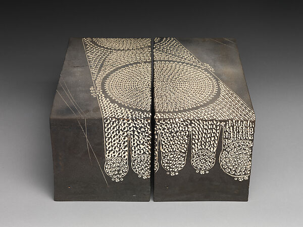 Footprint of the Buddha (Bussokuseki), Kondō Yutaka 近藤豊 (Japanese, 1932–1983), Stoneware with gray-black slip and impressed patterning with white slip inlay, Japan