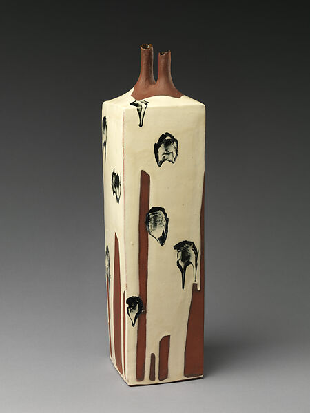 Vessel with dripping black ink patterns (Sumi nagashi tsubo), Kondō Yutaka (Japanese, 1932–1983), Stoneware with white slip and black glaze, Japan 