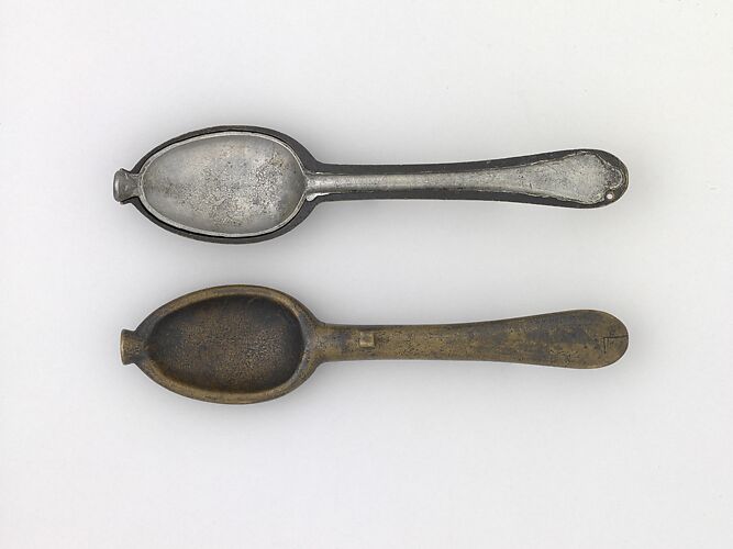 Spoons and Spoon Mold