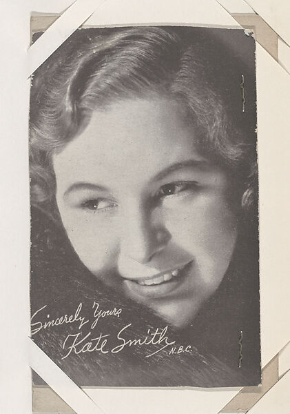 Kate Smith from TV and Radio Stars Exhibit Cards series (W409), Commercial photolithograph 