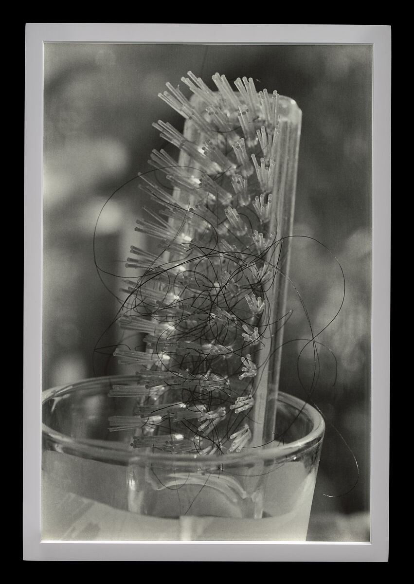 Mother’s #19 [comb], Ishiuchi Miyako  Japanese, Gelatin silver print