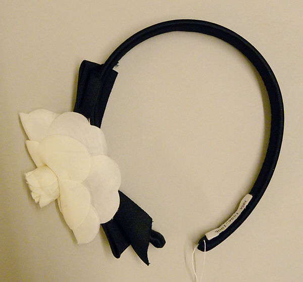 Evening ensemble, House of Chanel (French, founded 1910), wool, silk, paper, glass, French