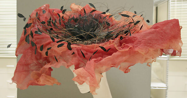 Hat, Jasper Conran (British, born 1959), silk, feathers, British 