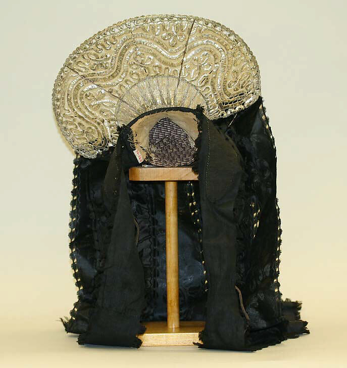 Headdress, silk, metal, German