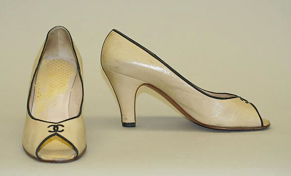 Pumps, House of Chanel (French, founded 1910), leather, French 