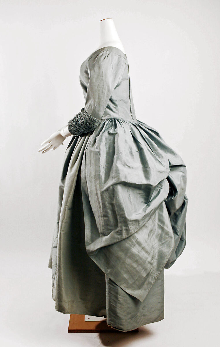 Robe à la Polonaise, silk, British