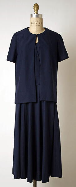 Dress, Madame Grès (Germaine Émilie Krebs) (French, Paris 1903–1993 Var region), synthetic fiber, French 