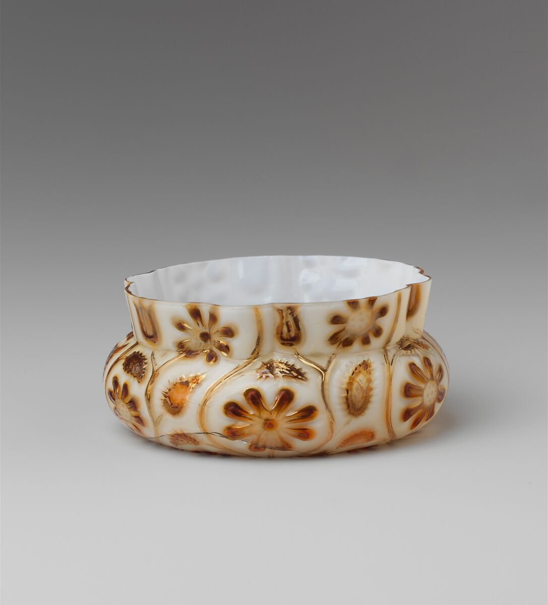 Bowl, Dalzell, Gilmore and Leighton (1885–1898), Blown-molded Onyx glass, American 