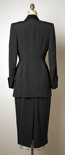 Suit, Richard Tyler (American, born Australia, 1948), silk, American