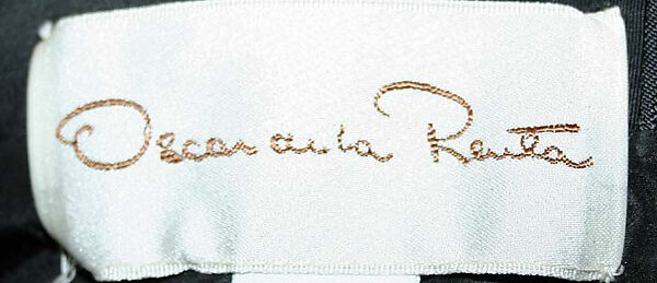 Evening dress, Oscar de la Renta, LLC. (American, founded 1965), silk, American