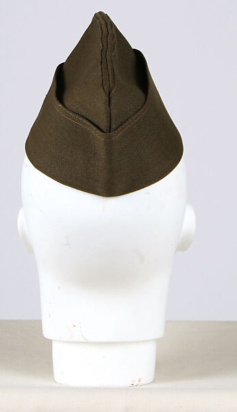 Military uniform, a, f, g, i, l, m) wool
b, c) silver
d, e, j, k, o, p, r, s) metal 
h, n, q) cotton, American