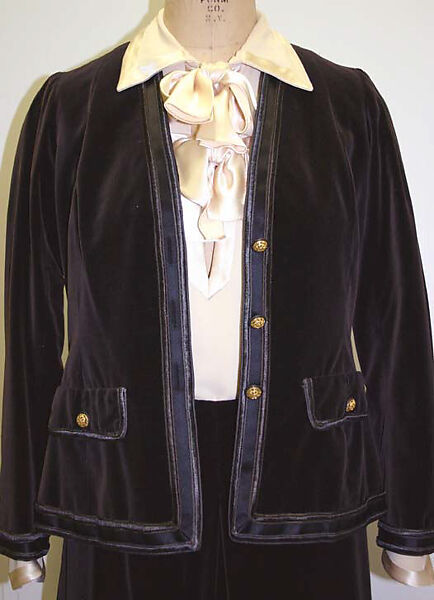 Suit, House of Chanel (French, founded 1910), silk, French