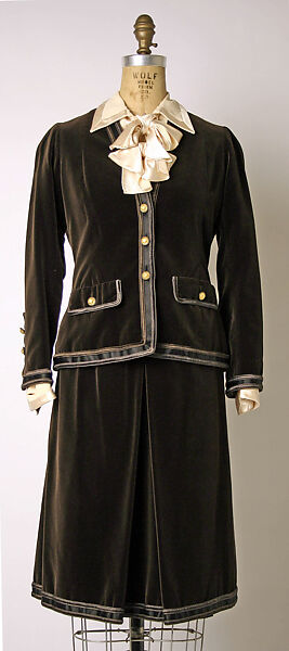 Suit, House of Chanel (French, founded 1910), silk, French 