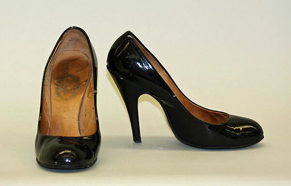 Pumps, Vivienne Westwood (British, 1941–2022), leather, plastic (vinyl), rubber, British 