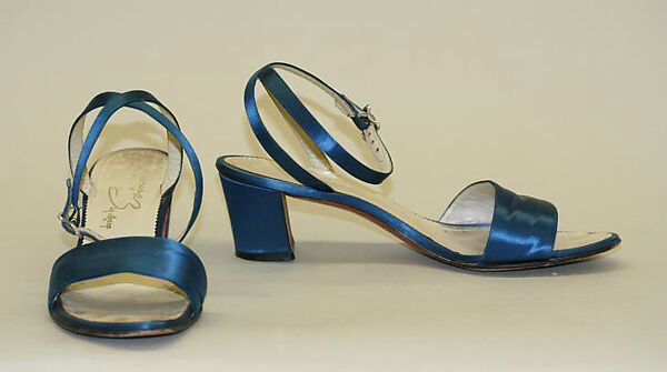 Evening ensemble, (a) Madame Grès (Germaine Émilie Krebs) (French, Paris 1903–1993 Var region), (a) silk   
(b, c)  silk, leather, French