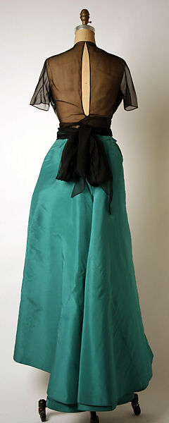 Evening ensemble, Madame Grès (Germaine Émilie Krebs) (French, Paris 1903–1993 Var region), (a) silk, plastic, metal 
(b) silk, French