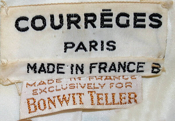 Raincoat, André Courrèges (French, Pau 1923–2016 Neuilly-sur-Seine), plastic (polyvinyl chloride, cellulose nitrate), cotton, wood, French