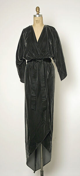 Evening ensemble, Halston (American, Des Moines, Iowa 1932–1990 San Francisco, California), silk, fur, American
