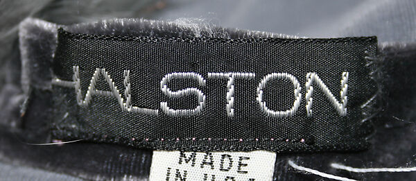 Evening ensemble, Halston (American, Des Moines, Iowa 1932–1990 San Francisco, California), silk, fur, American