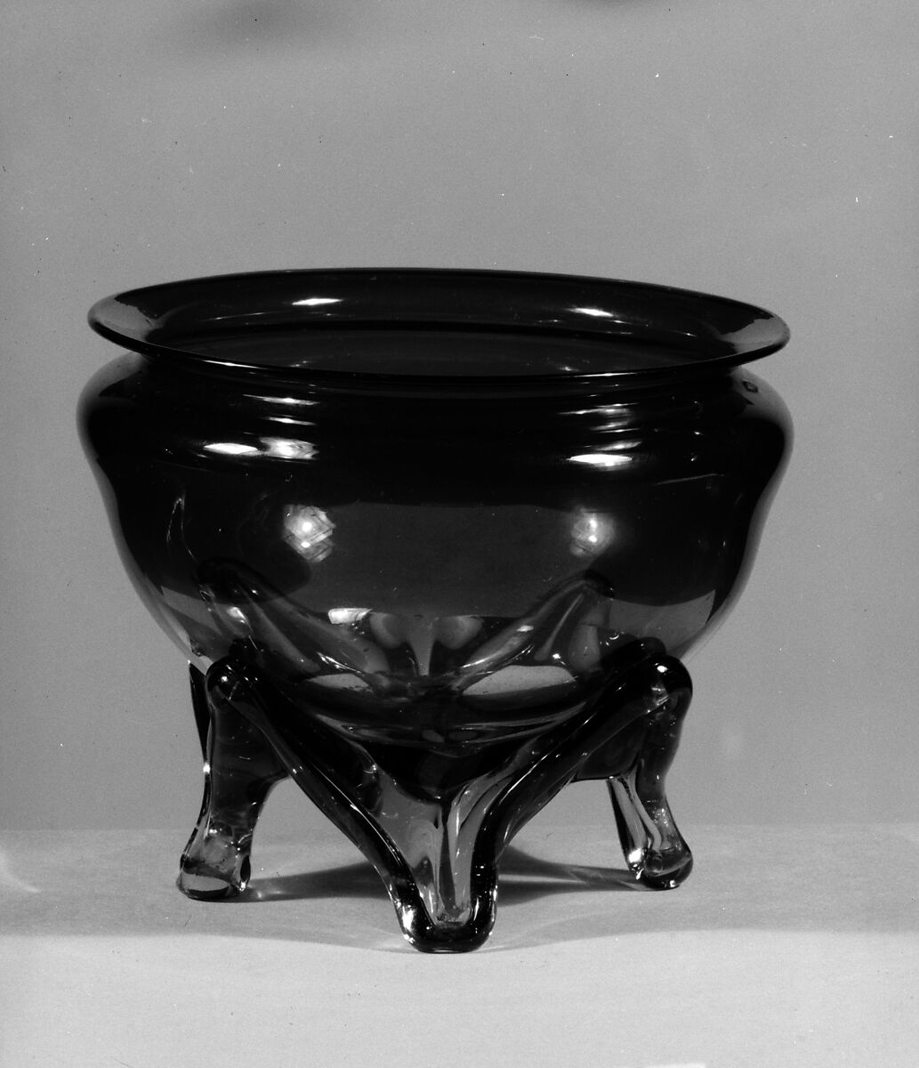 Sugar Bowl, Mount Washington Glass Company (American, New Bedford, Massachusetts, 1837–1958), Blown glass, American 