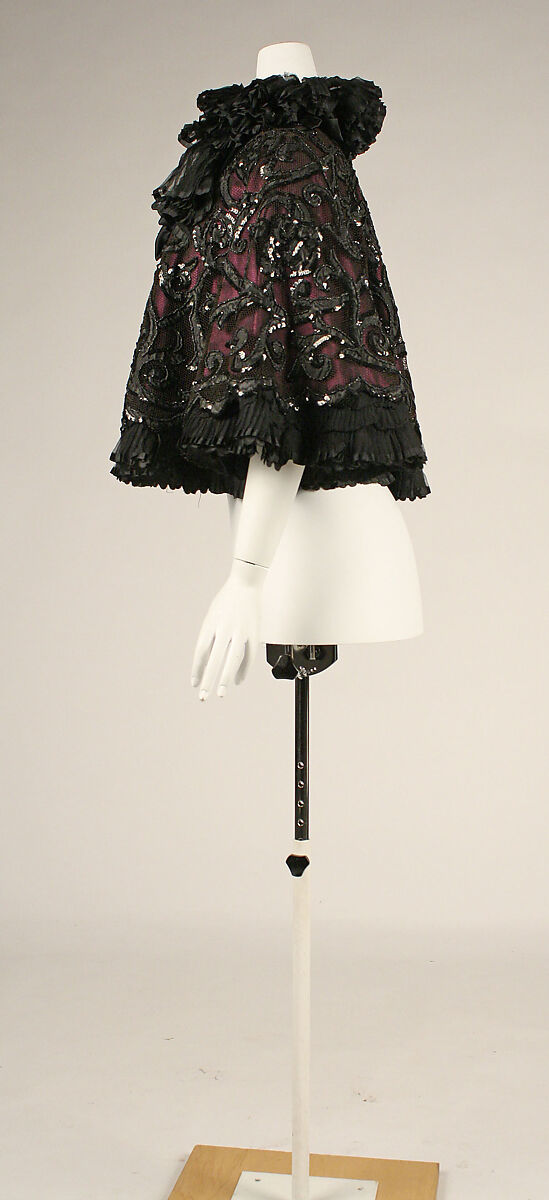 Cape, Au Louvre (French), silk, cellulous nitrate, gelatin, glass, French