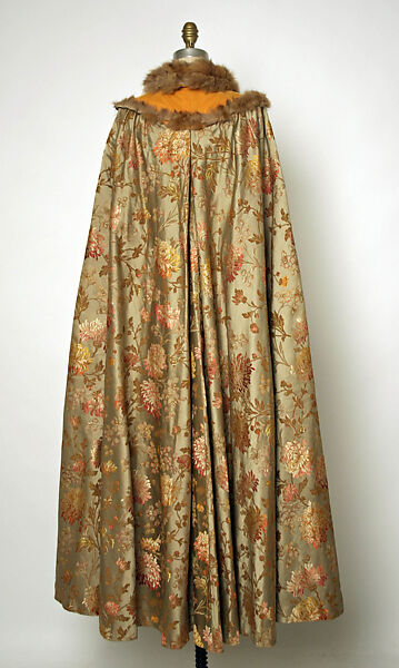 Opera cape, Jacques Doucet (French, Paris 1853–1929 Paris), silk, fur, French