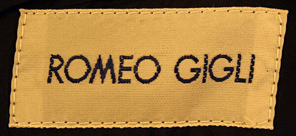 Jacket, Romeo Gigli (Italian, born 1949), velvet, Italian