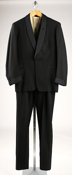 Suit, (a–c) wool; (d) silk, British 