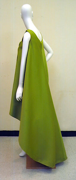 Evening dress, House of Balenciaga (French, founded 1937), silk, French