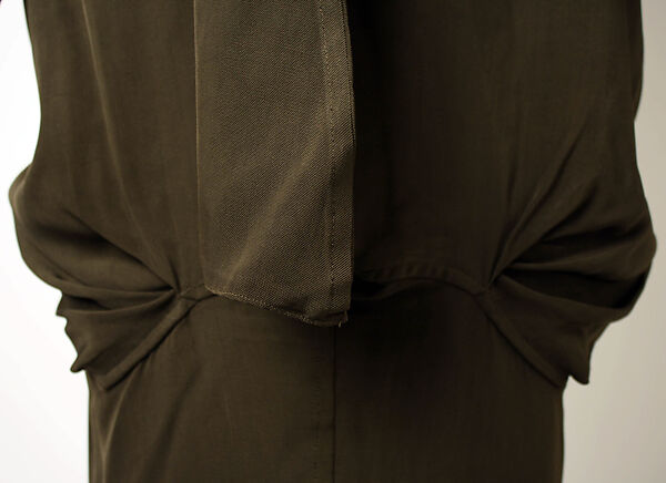 Dress, Yohji Yamamoto (Japanese, born Tokyo, 1943), rayon, Japanese