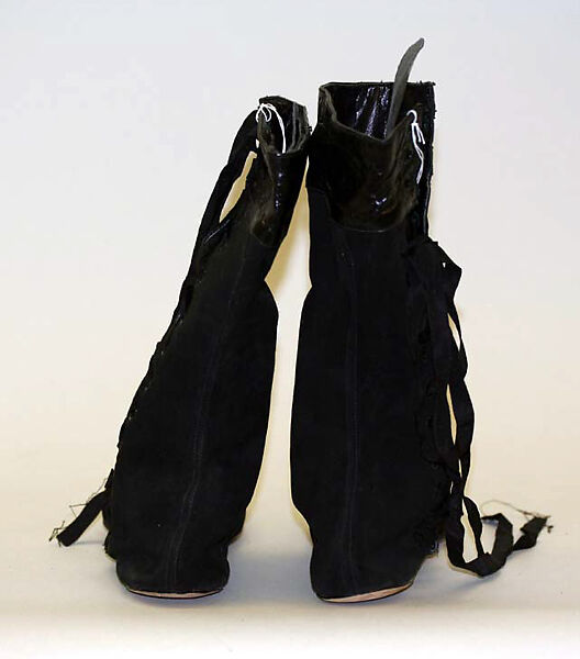 Boots, leather, American or European